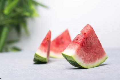 梦到少年吃瓜,一场奇妙的吃瓜之旅