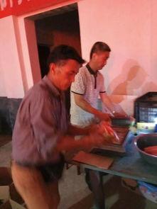 下乡吃瓜路人,探寻乡村生活的甜蜜与苦涩