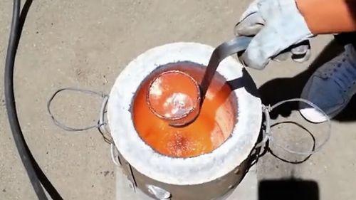 带你吃瓜奇葩手电,创意无限，照亮生活新趣味