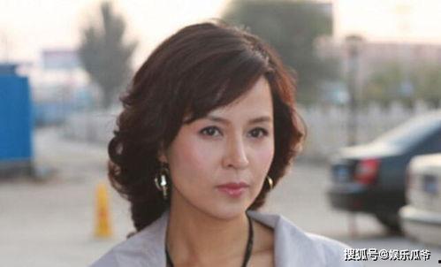 白衣门下吃瓜,宫廷秘闻，吃瓜群众揭秘宫廷风云