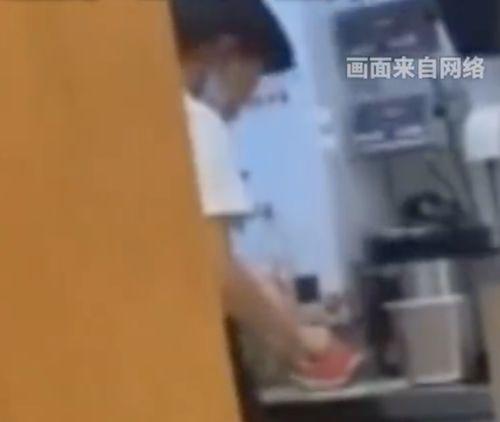 员工吃瓜视频拍摄,揭秘职场幕后趣闻